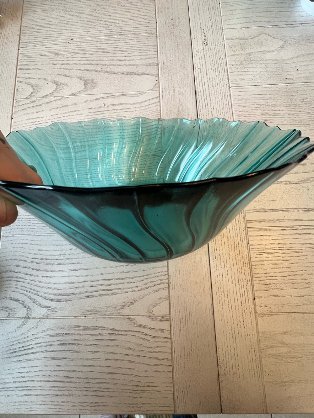 Vintage Jeannette Petal Swirl Ultramarine 9” Glass Serving Bowl